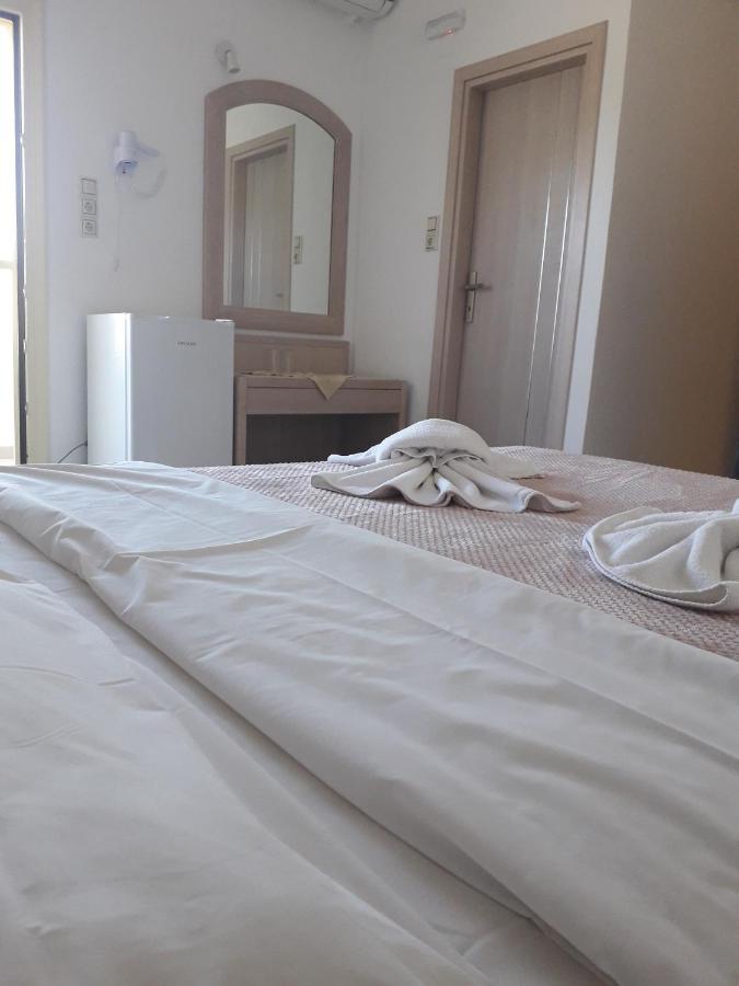 קלמאקי Knossos Hotel מראה חיצוני תמונה