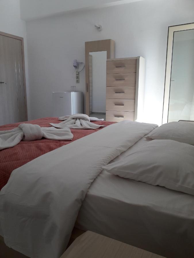 קלמאקי Knossos Hotel מראה חיצוני תמונה