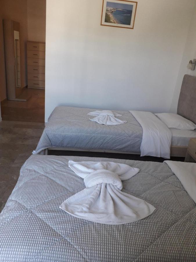 קלמאקי Knossos Hotel מראה חיצוני תמונה