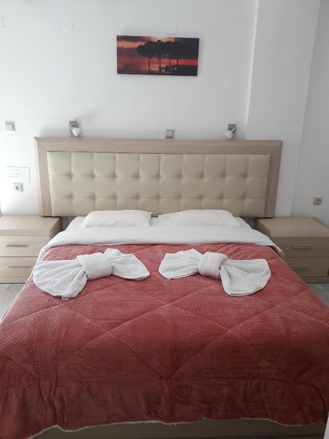 קלמאקי Knossos Hotel מראה חיצוני תמונה